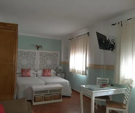 Puerta De Aduares Hotel 2*