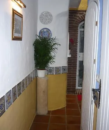 Hotel Puerta De Aduares Marbella