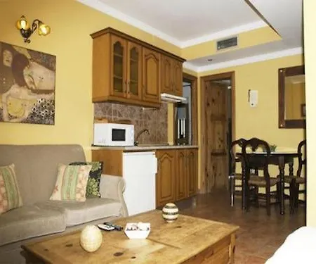Puerta De Aduares Hotel Marbella