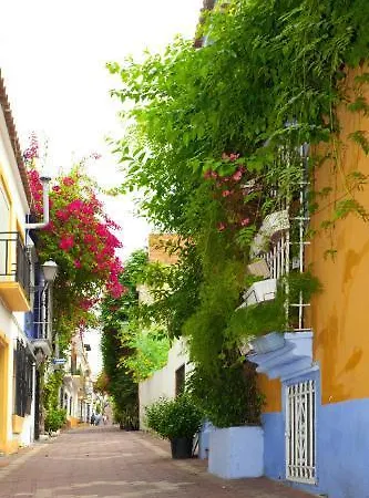 Puerta De Aduares Hotel Marbella